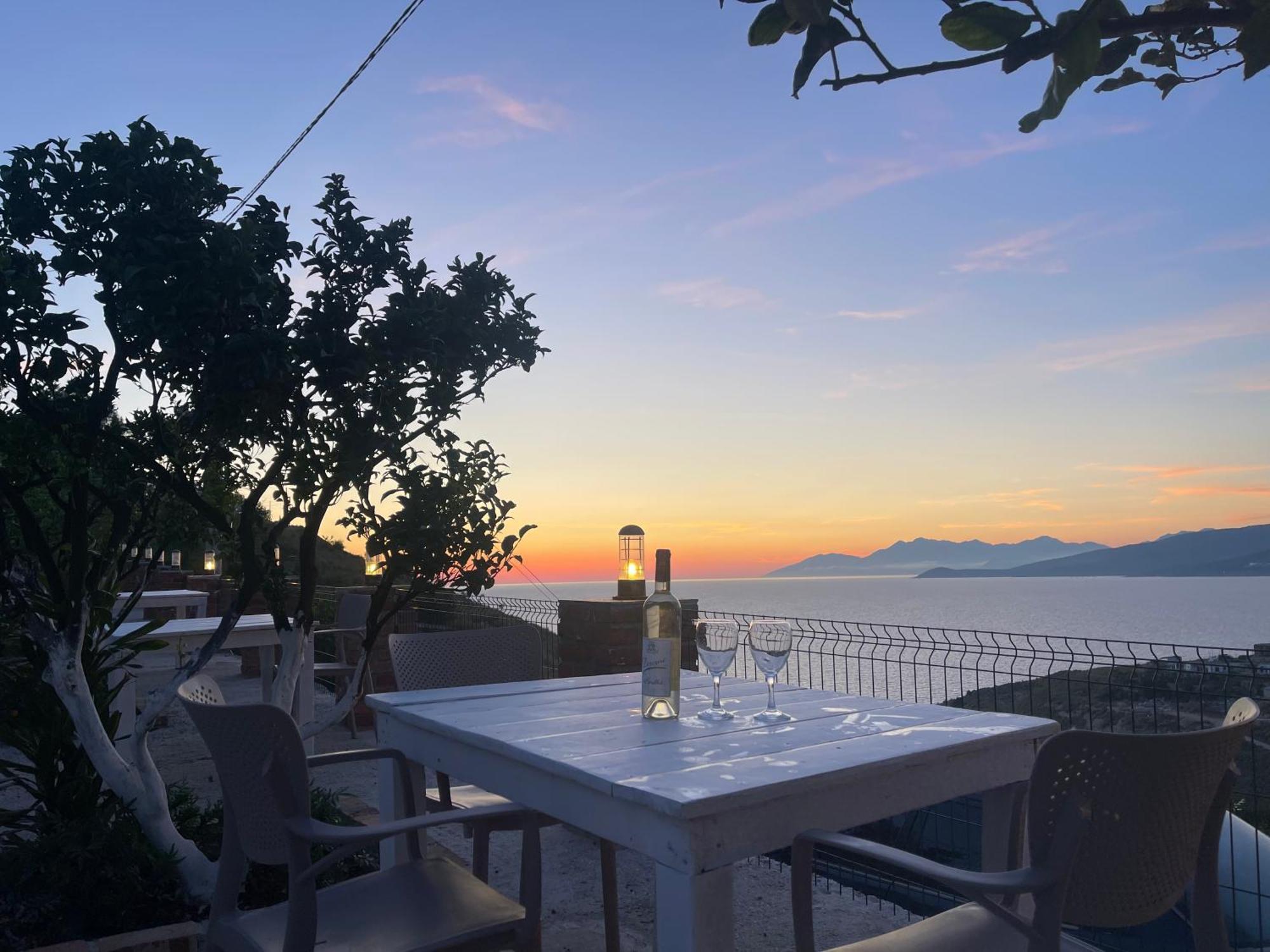 Emiljano Seaview Apartment Ksamil