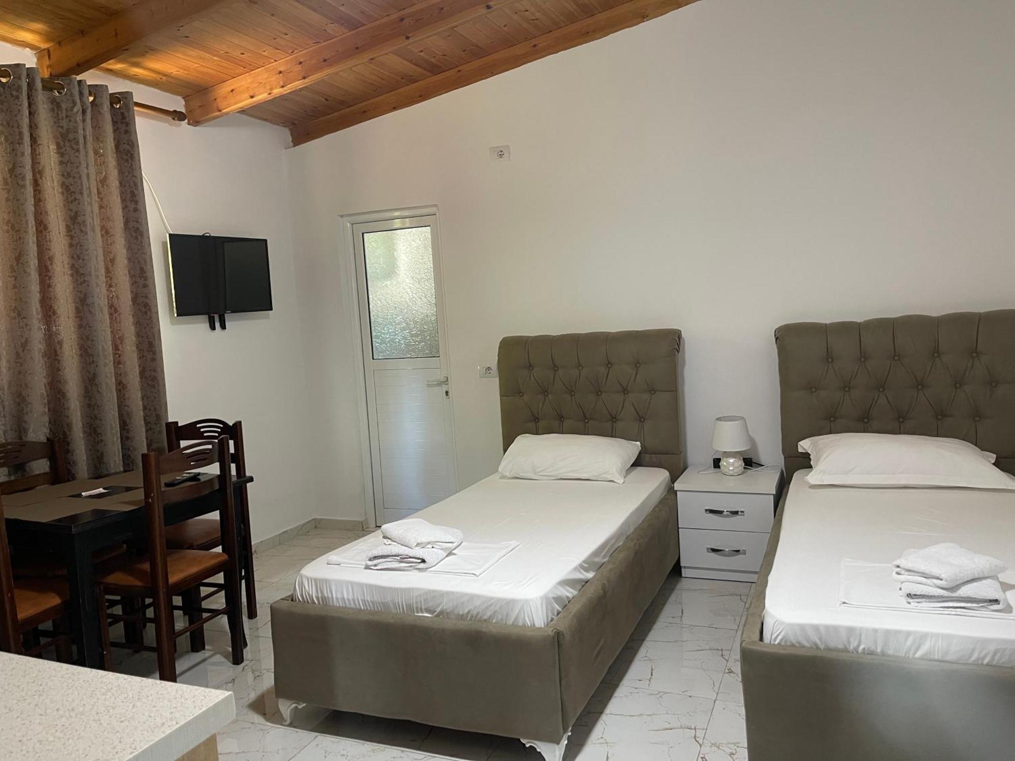 Emiljano Seaview Apartment Ksamil